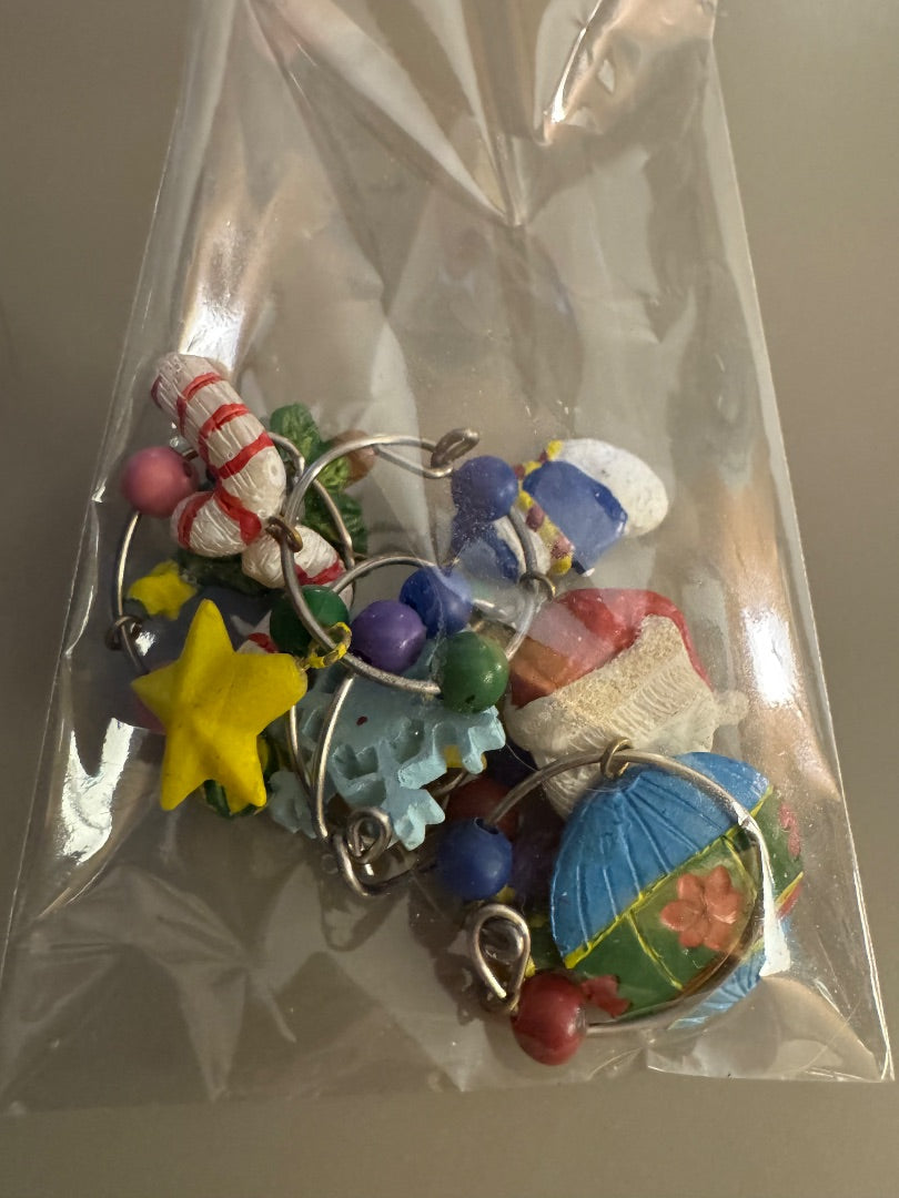 H-Christmas drink charms