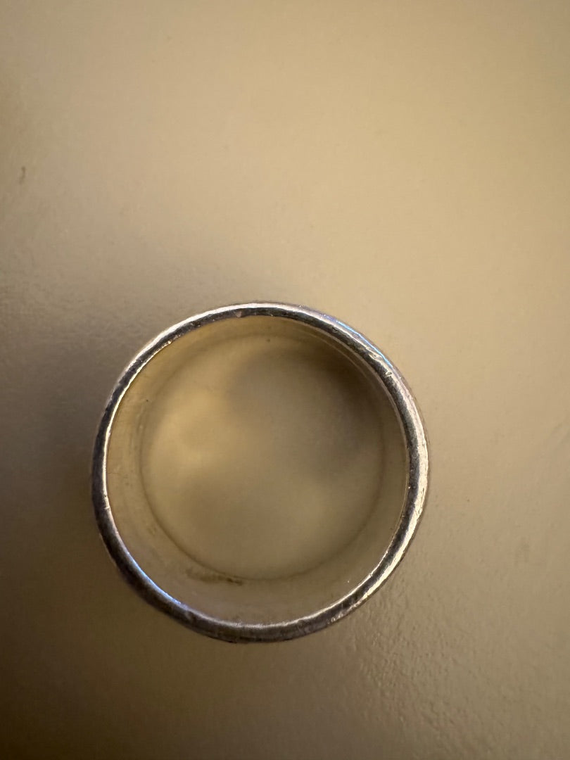 Silver etcheddesign band ring 12
