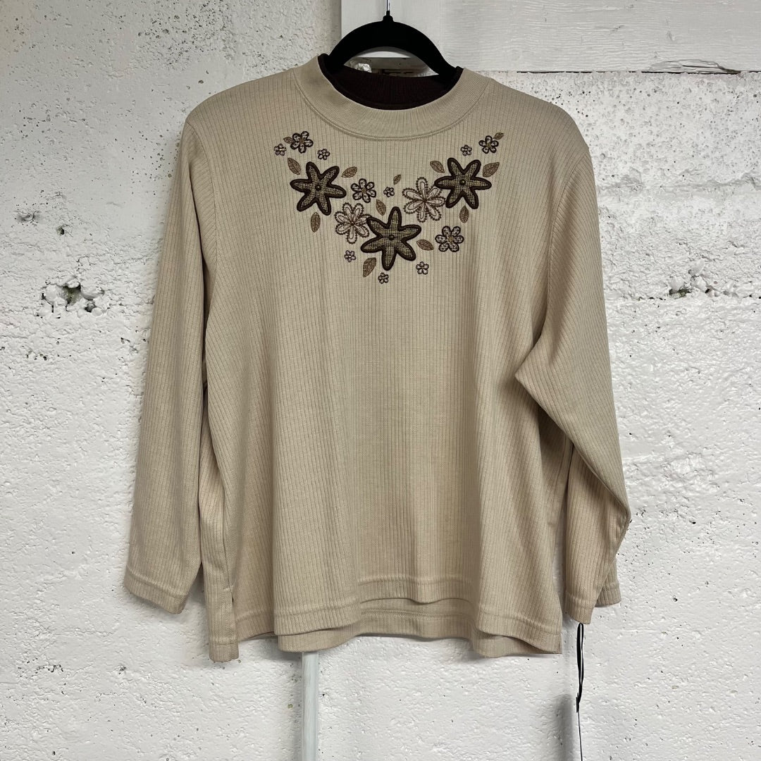 00s Embroidered Long Sleeve, L/XL