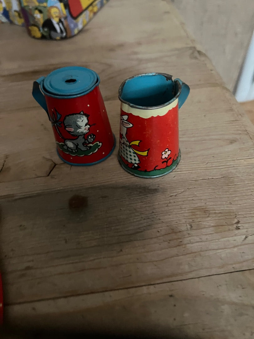 Vintage Litho tea set