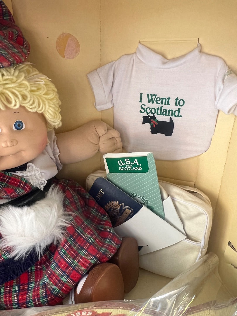 1985 cabbage patch world traveler- Scotland
