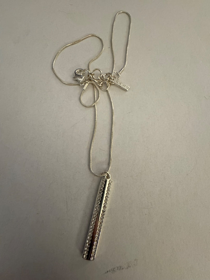 Nine West silver tone necklace