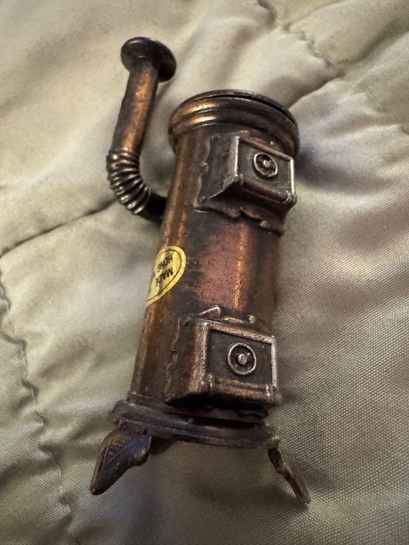 Wood burning stove pencil sharpener