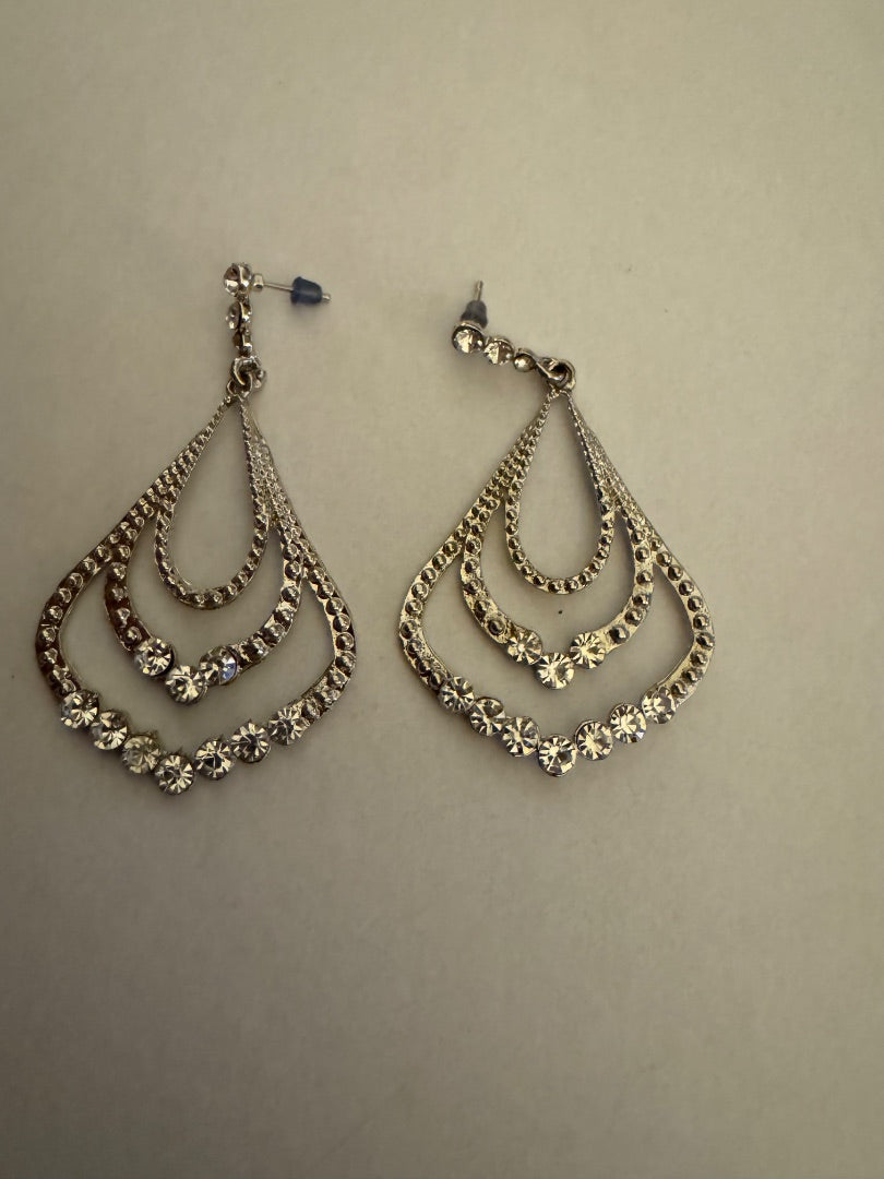 Large teardrop silvertone rhine earrings