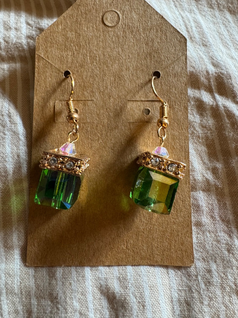 Green square gold tone dangle earrings