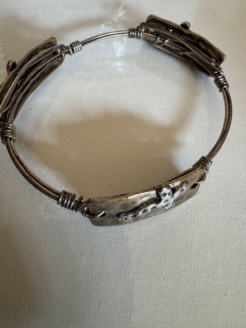 Silver&brass wire bracelet with crosses