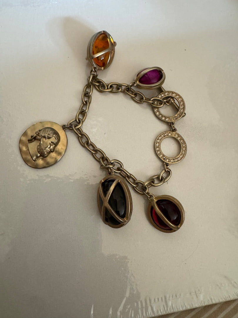 Goldtone bead Jesus bracelet