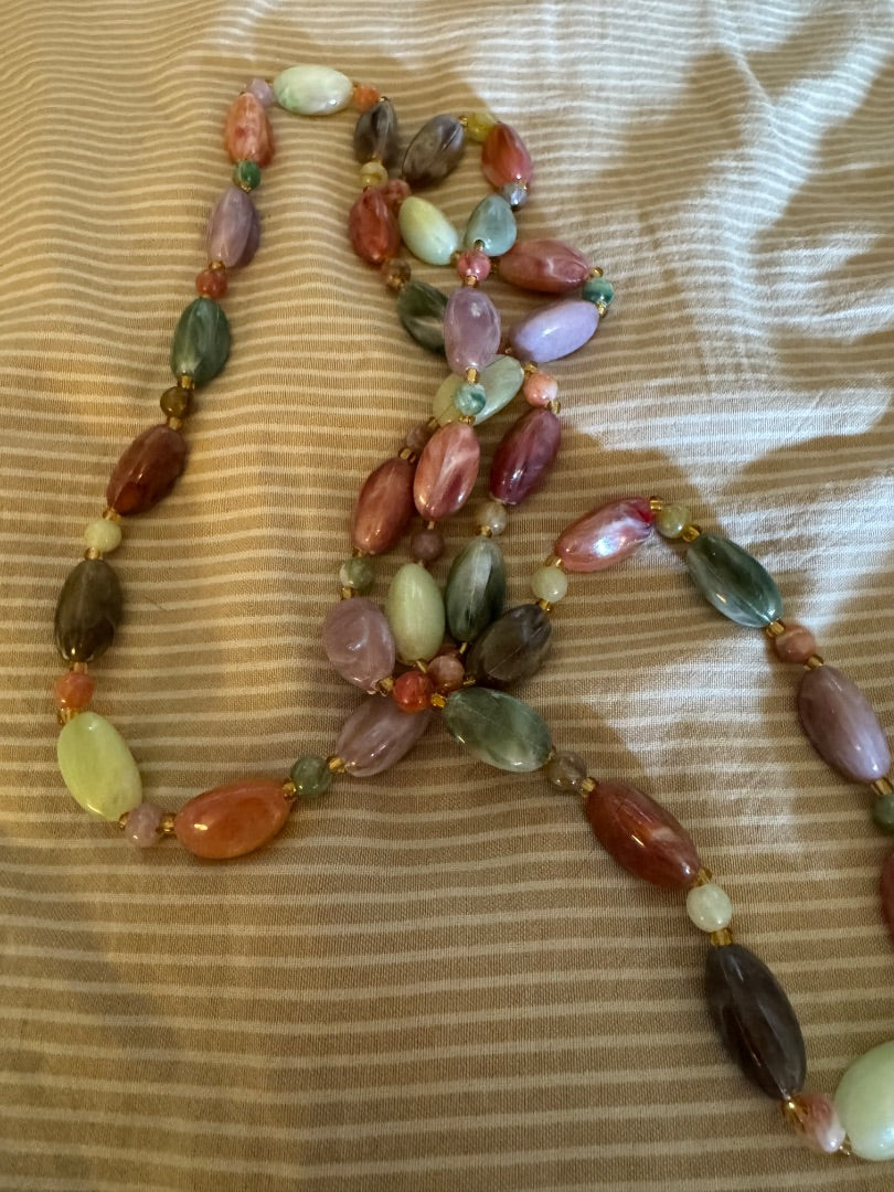 Pastel color bead necklace