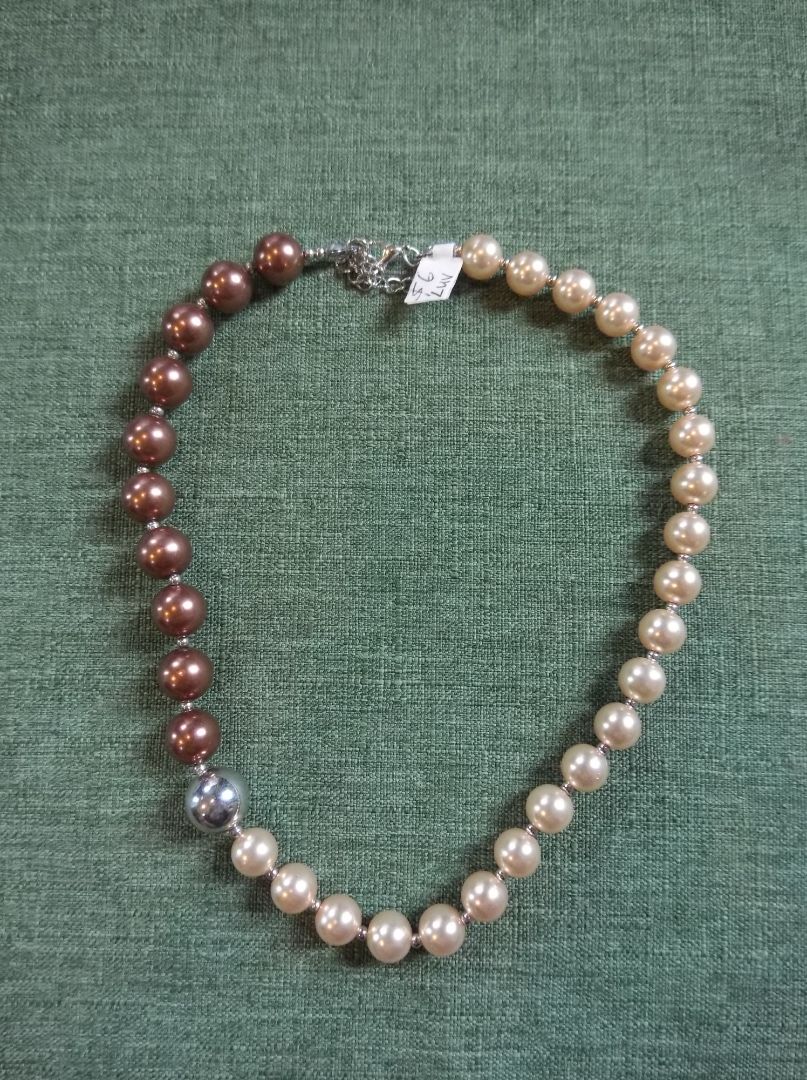Beige Faux-Pearl necklace