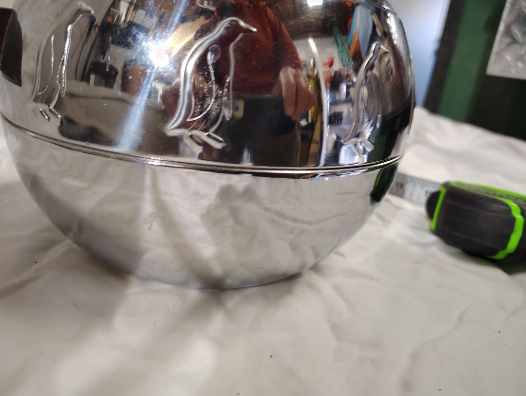 Chrome West Bend Penguin hot and cold server