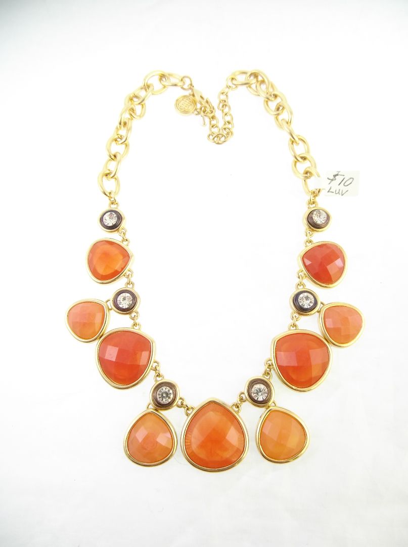 Pink Bill Blass collar necklace