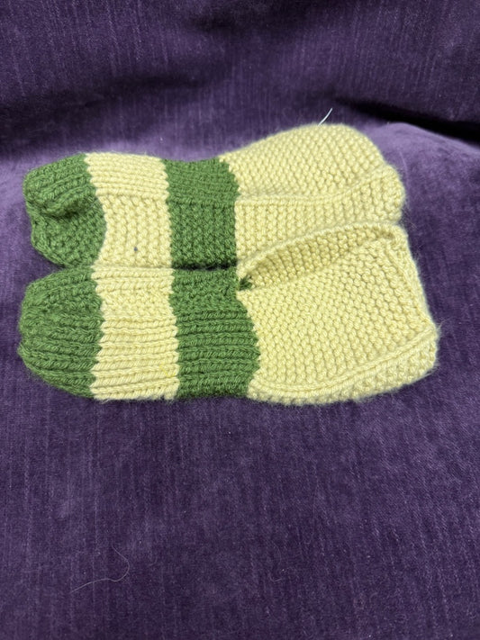 Tan/Grn Handmade Knitted slippers, 7”