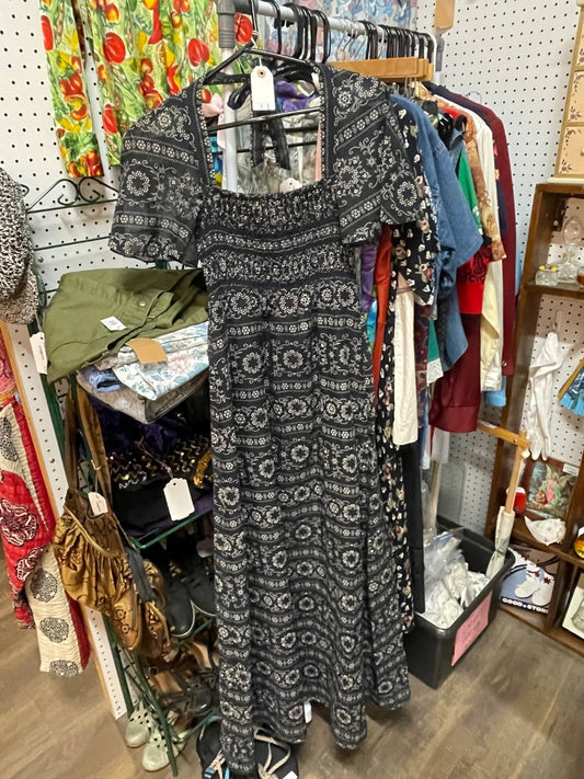 70s maxi dress size XS/S