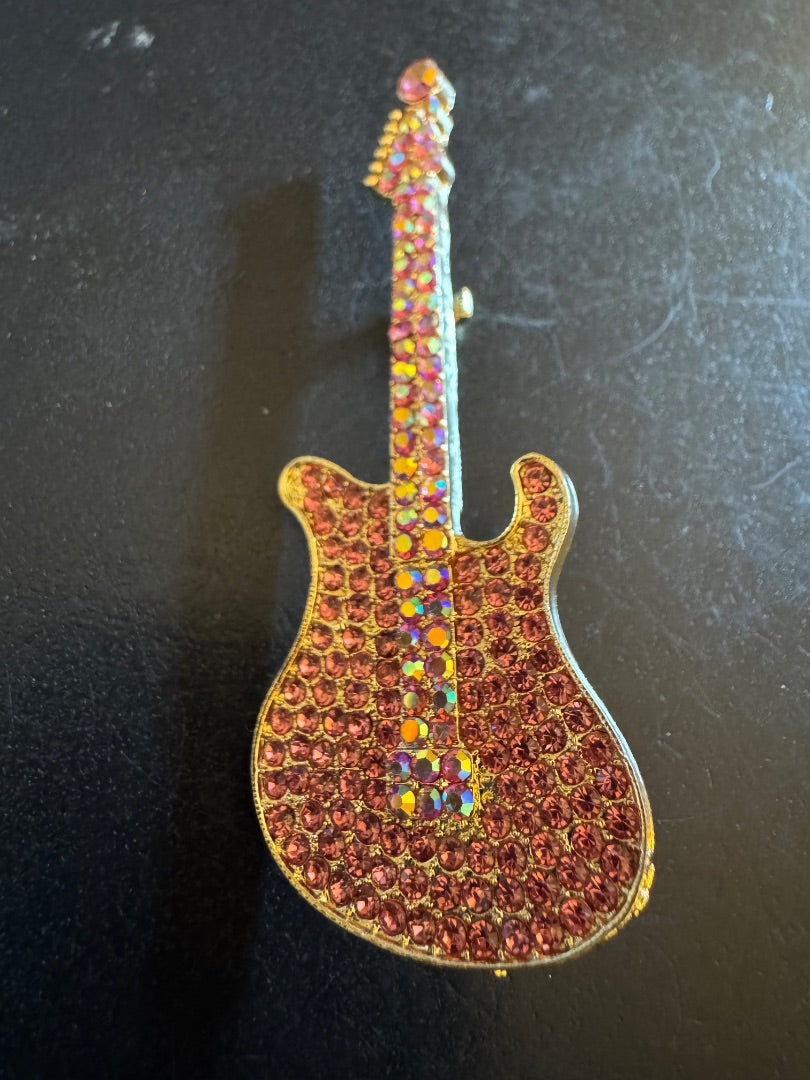 Guitar brooch