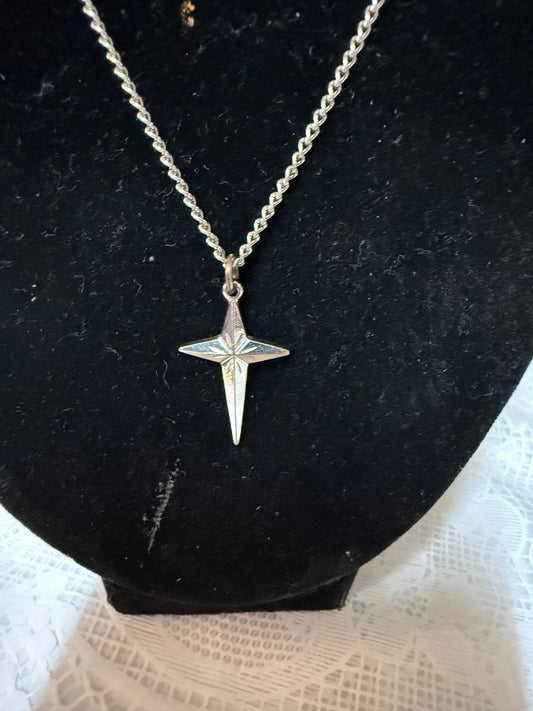 Gold tone  Necklace