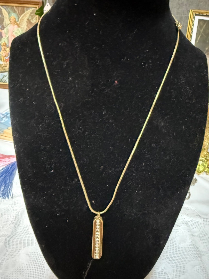 Gold tone  Necklace