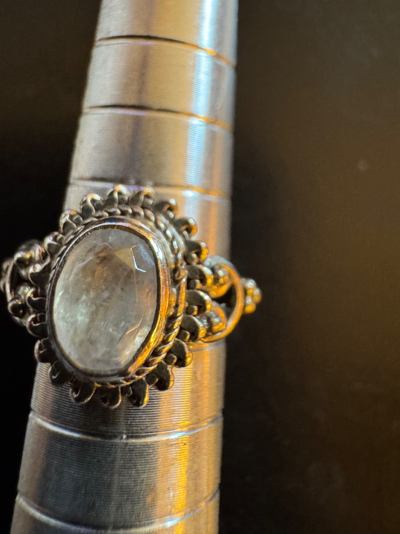 Moonstone? stamped 925 ring 3