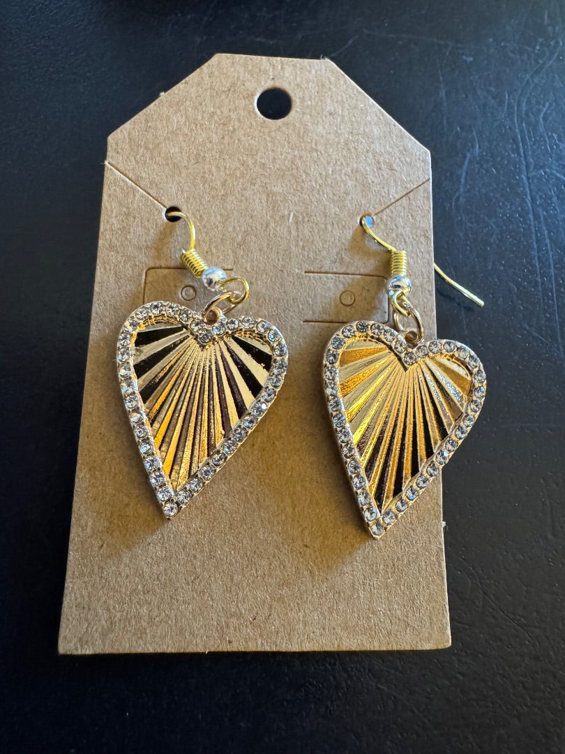 Heart gold tone sparkly dangle earrings