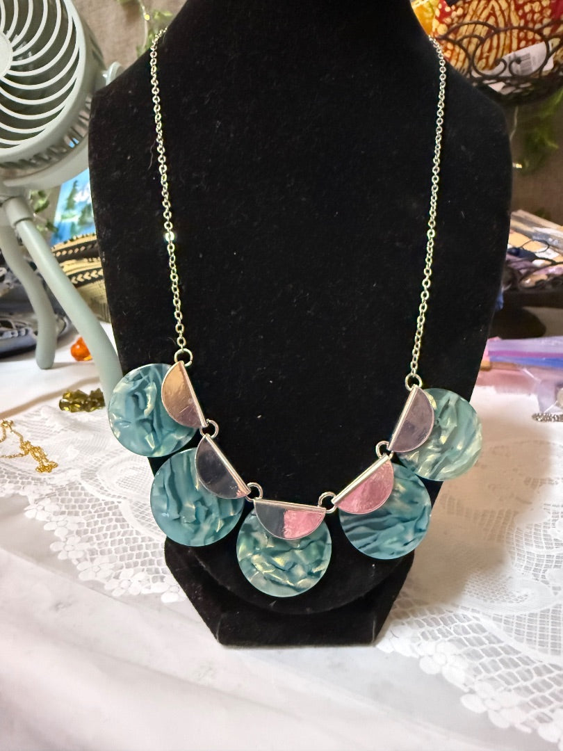 Paparazzi Necklace earring set