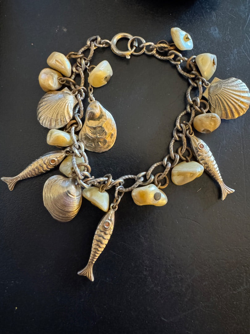 Oyster faux pearl clam fish charm bracelet