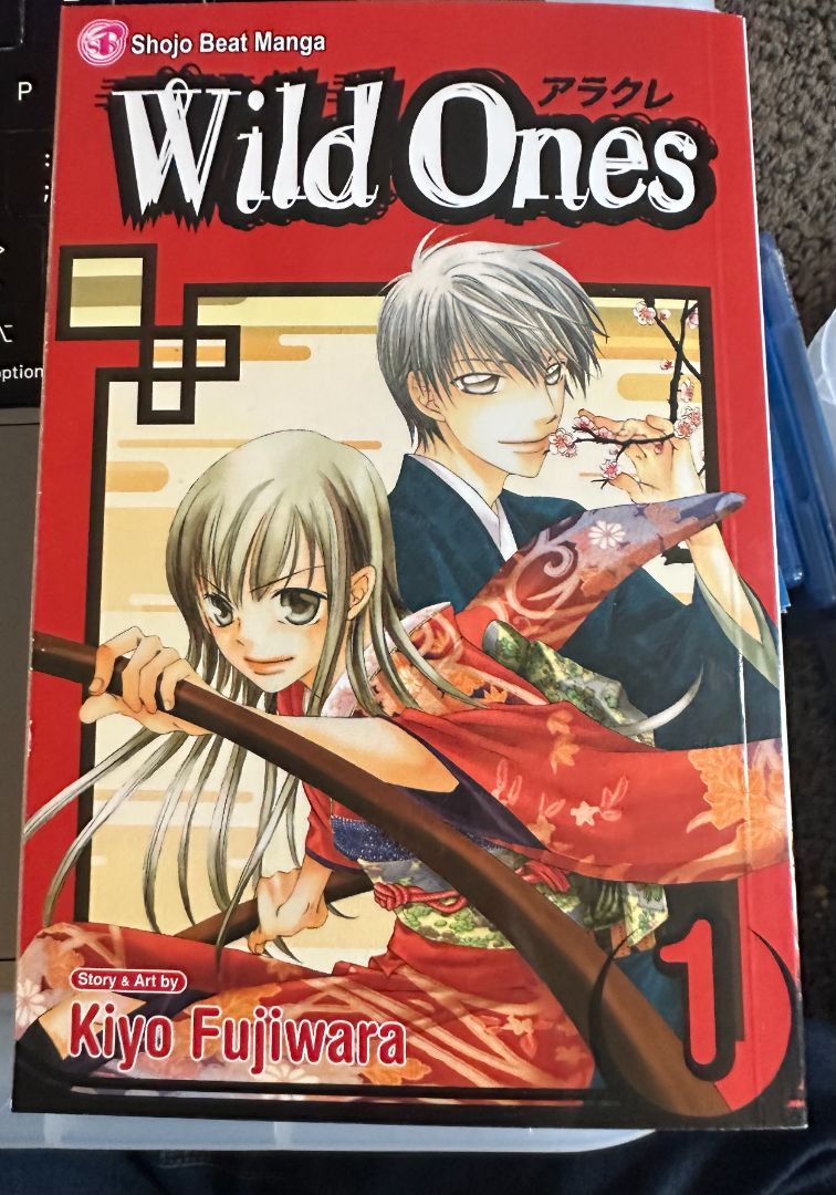 Manga Wild Ones - Vol 1, 8 x 4 x 1