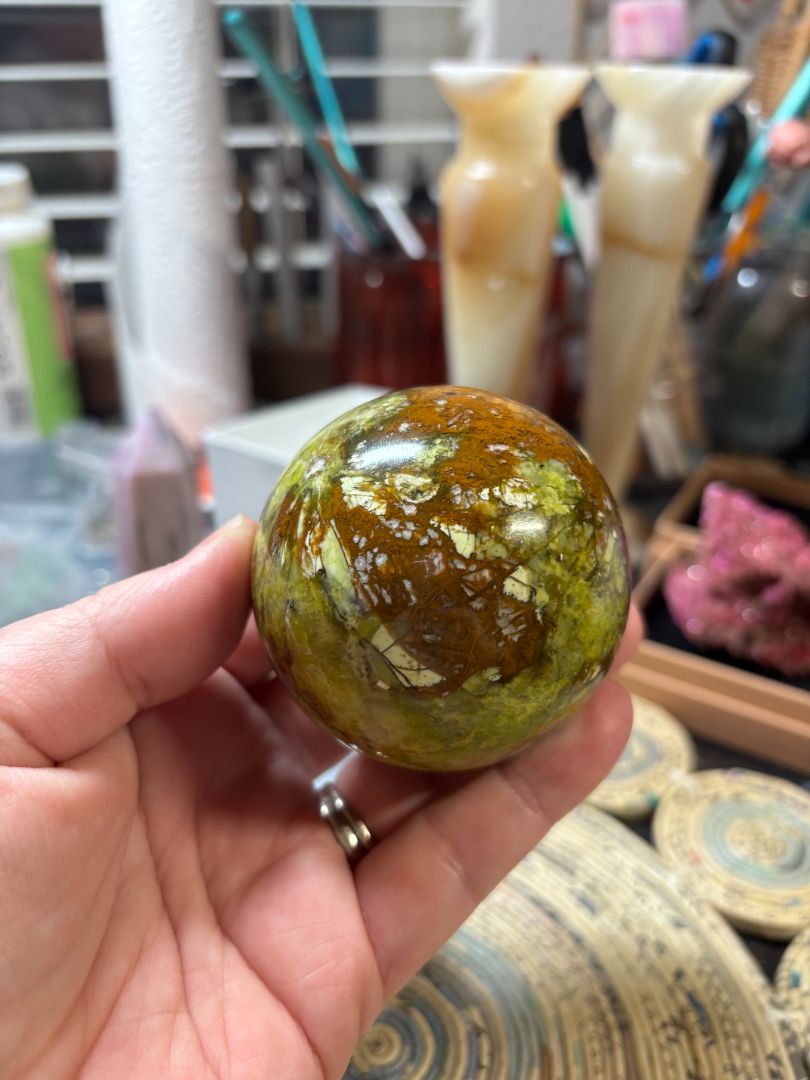 Green opal
