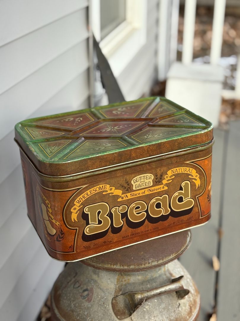 1970s Cheinco Better Brand metal bread box