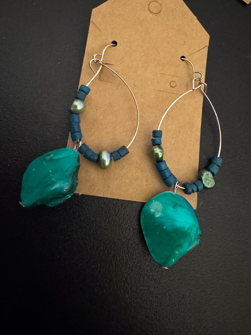 Green bead, dyed shell silver tone dangle earrings