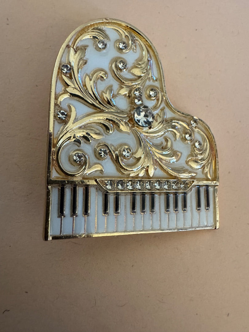 Grand Piano gold tone brooch