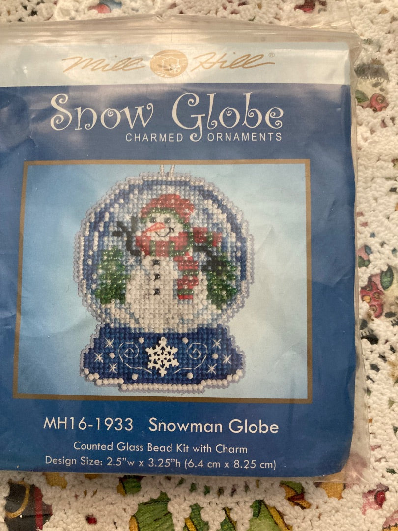Snowman globe