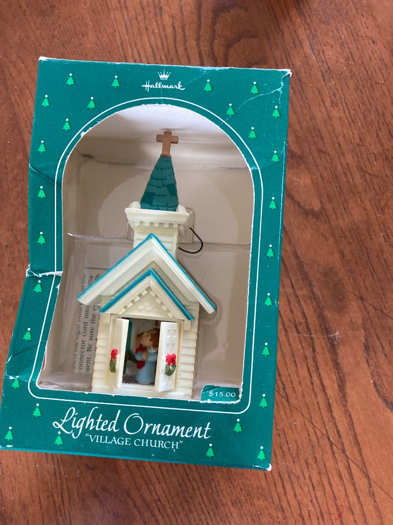 Hallmark 1985 Lighted church