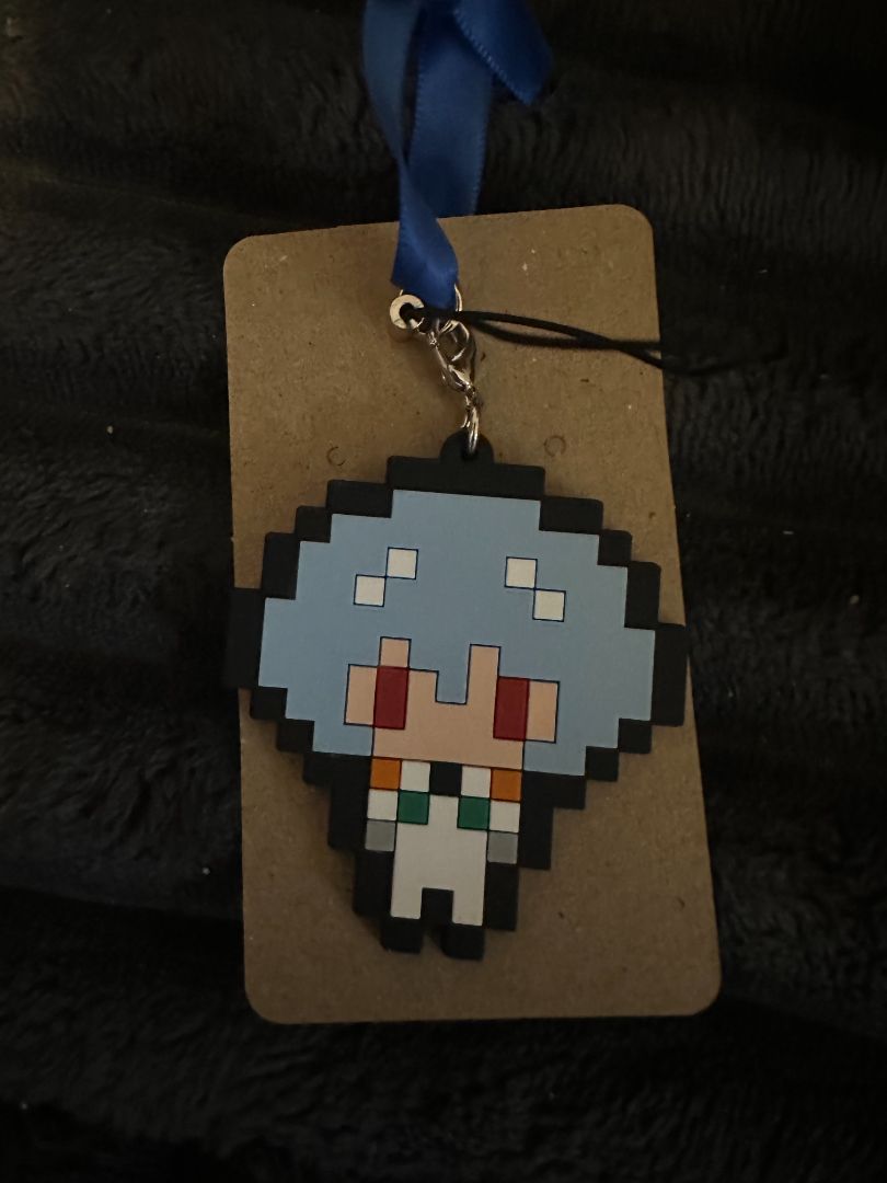 Rei Ayanami - 8 bit keychain, 1 x 2 x 1