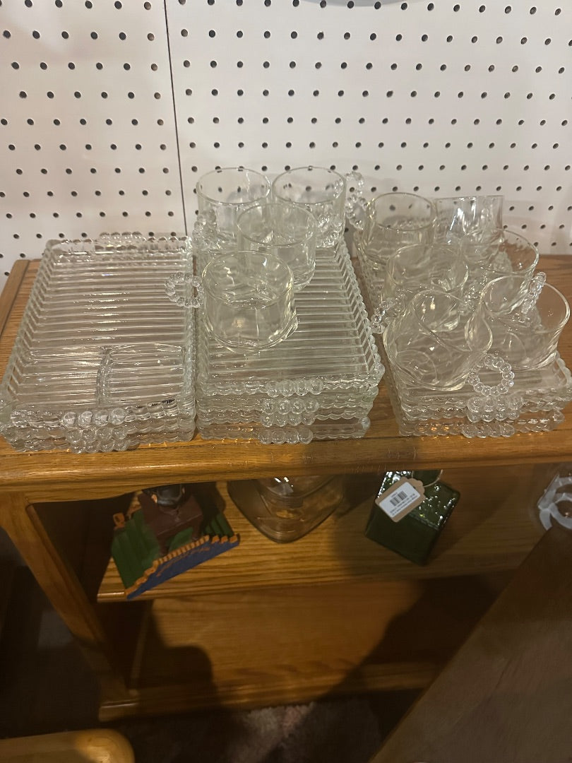 Vintage glass hors d'oeuvre plates