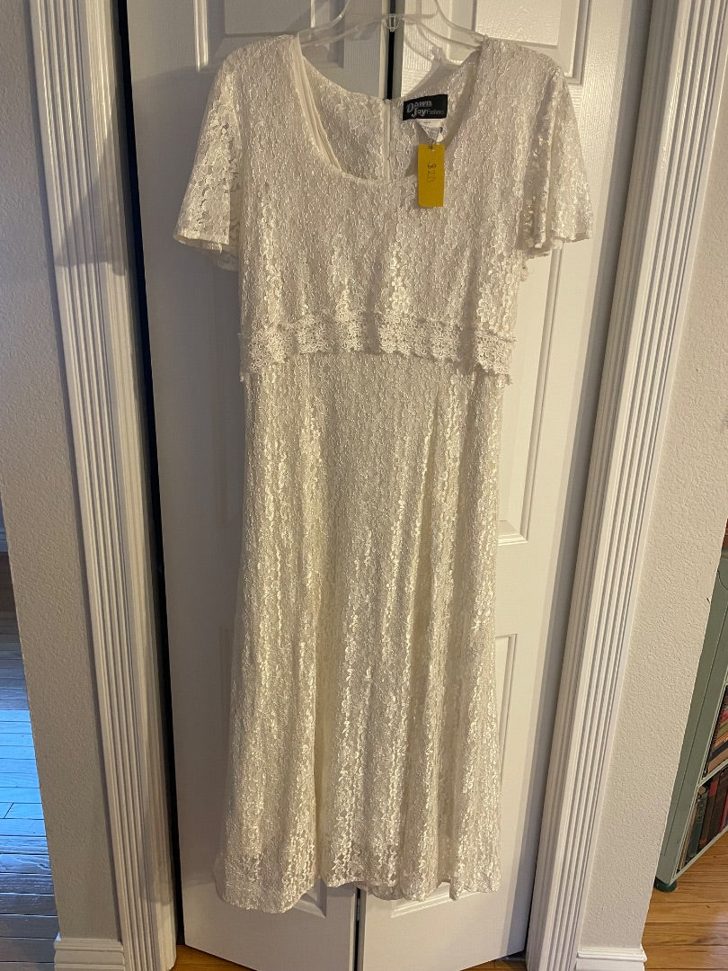 Vintage 90s cream lace dress
