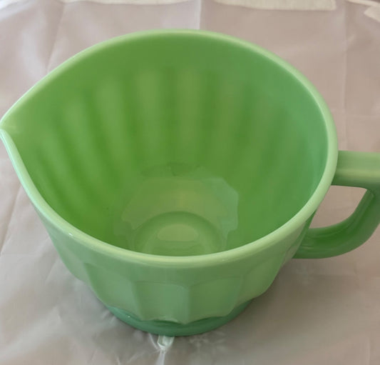 Jadite / Green Mosser Glass Jadite Cake Stand, 6" x 11"