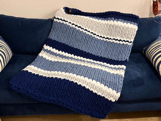 Blue White Multi Lotus Bespoke Originals Colorado Storm Chenille Throw, 40 x 52