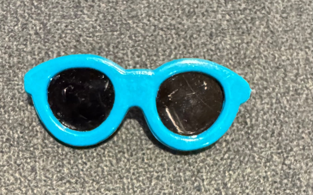 Little blue sunglasses pin