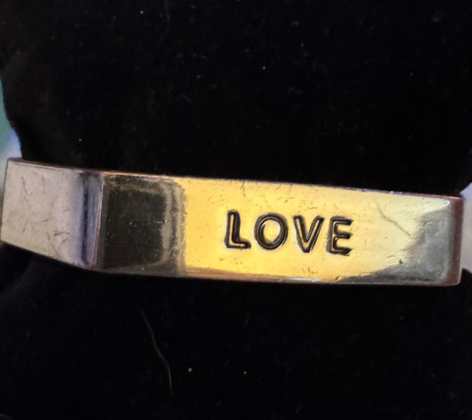 BCBGeneration LOVE GT bracelet