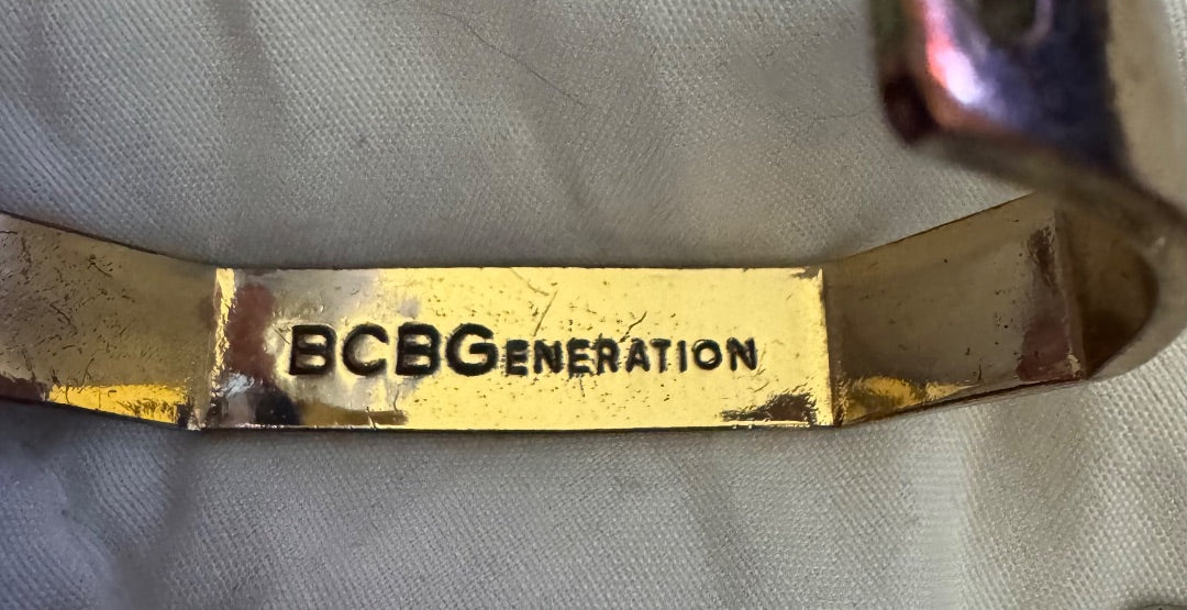 BCBGeneration LOVE GT bracelet