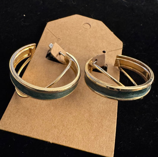 Gold tone Green hoop earrings