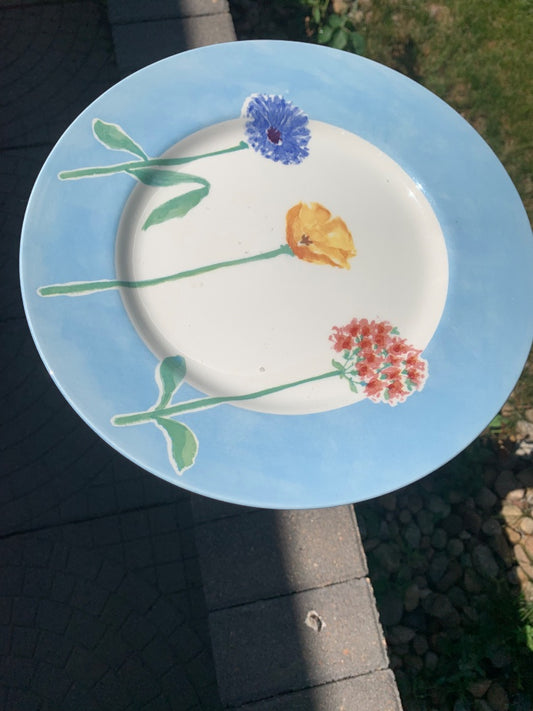 Bird bath pink blue vase flower plate