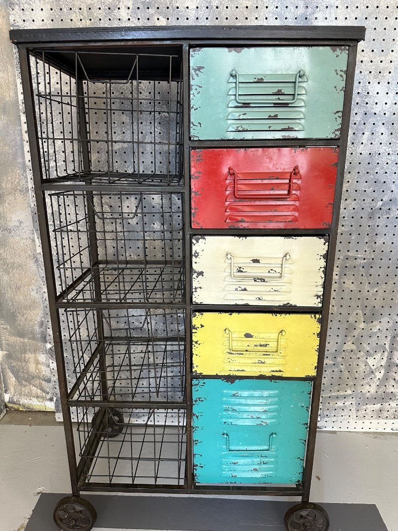 Multi House Decor, 44” x 24” x 14”