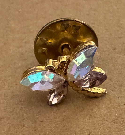 Dragonfly push pin