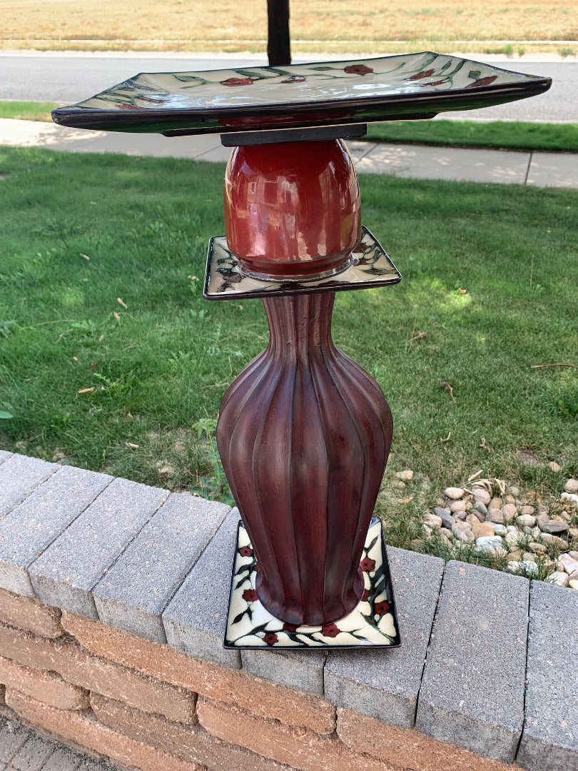 Bird bath large rust with triple square plates