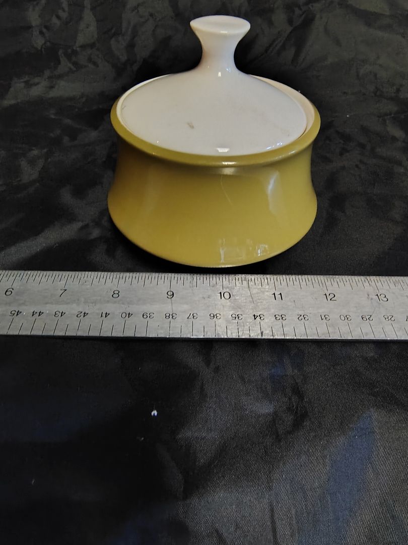 green Kingstone/Nikko Covered Sugar 2 piece