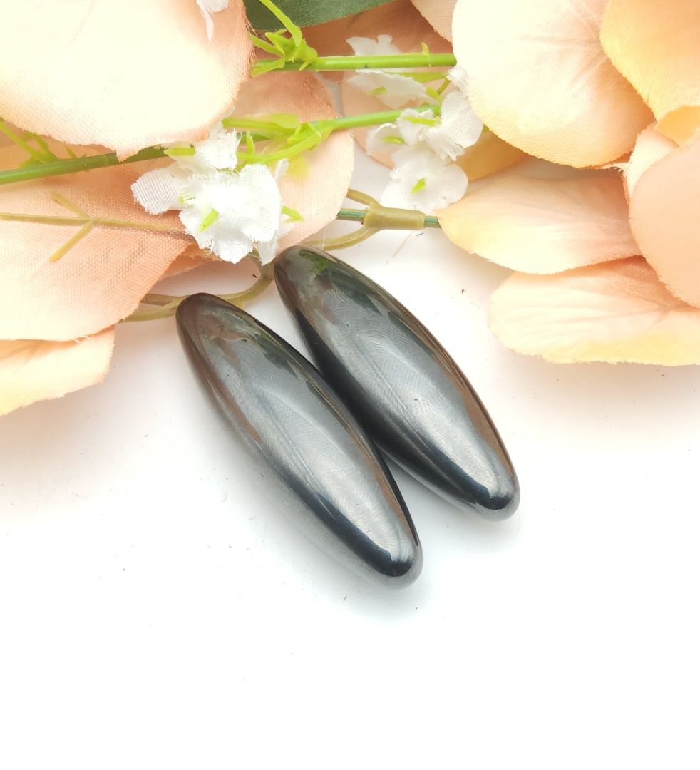 Magnetic Hematite Pair Zingers Stones