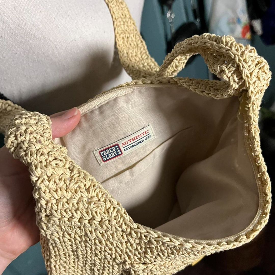Faded Glory Woven Shoulder Bag