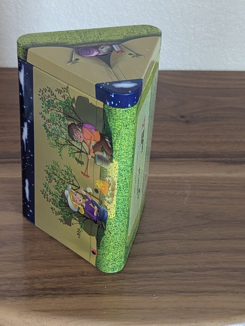 Girl Scout's Tin