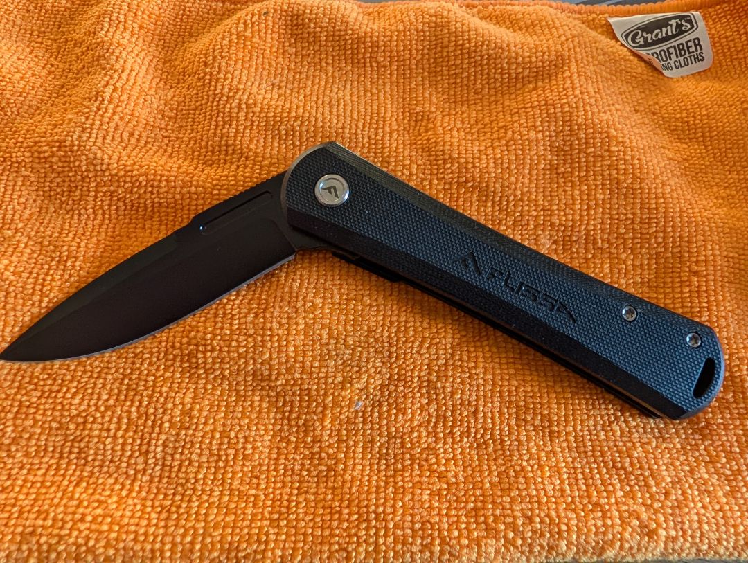 FLISSA KÖSMO - 4.5" Blade - Black