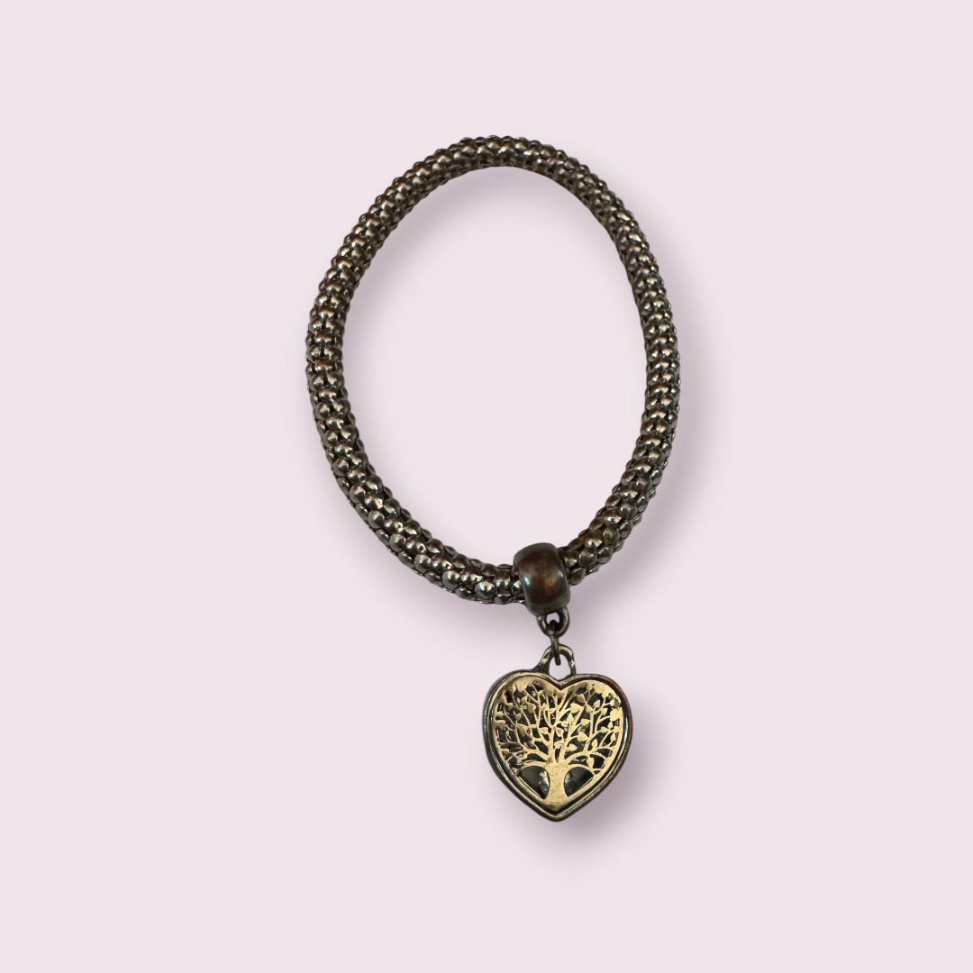 Silvertone stretchy heart bracelet